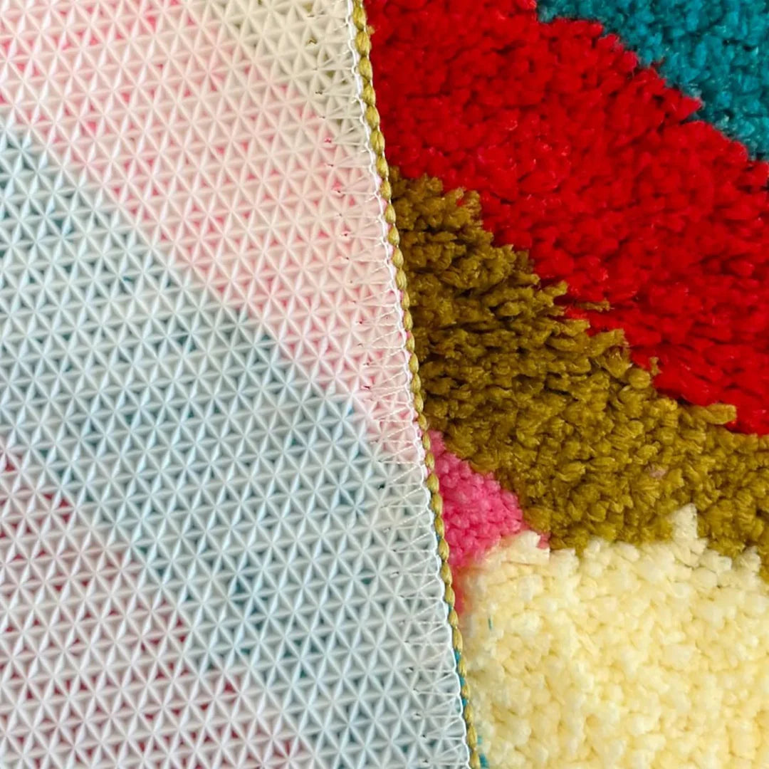 Tapis de Bain Moderne “Get Naked” | Variété de Couleurs & Styles